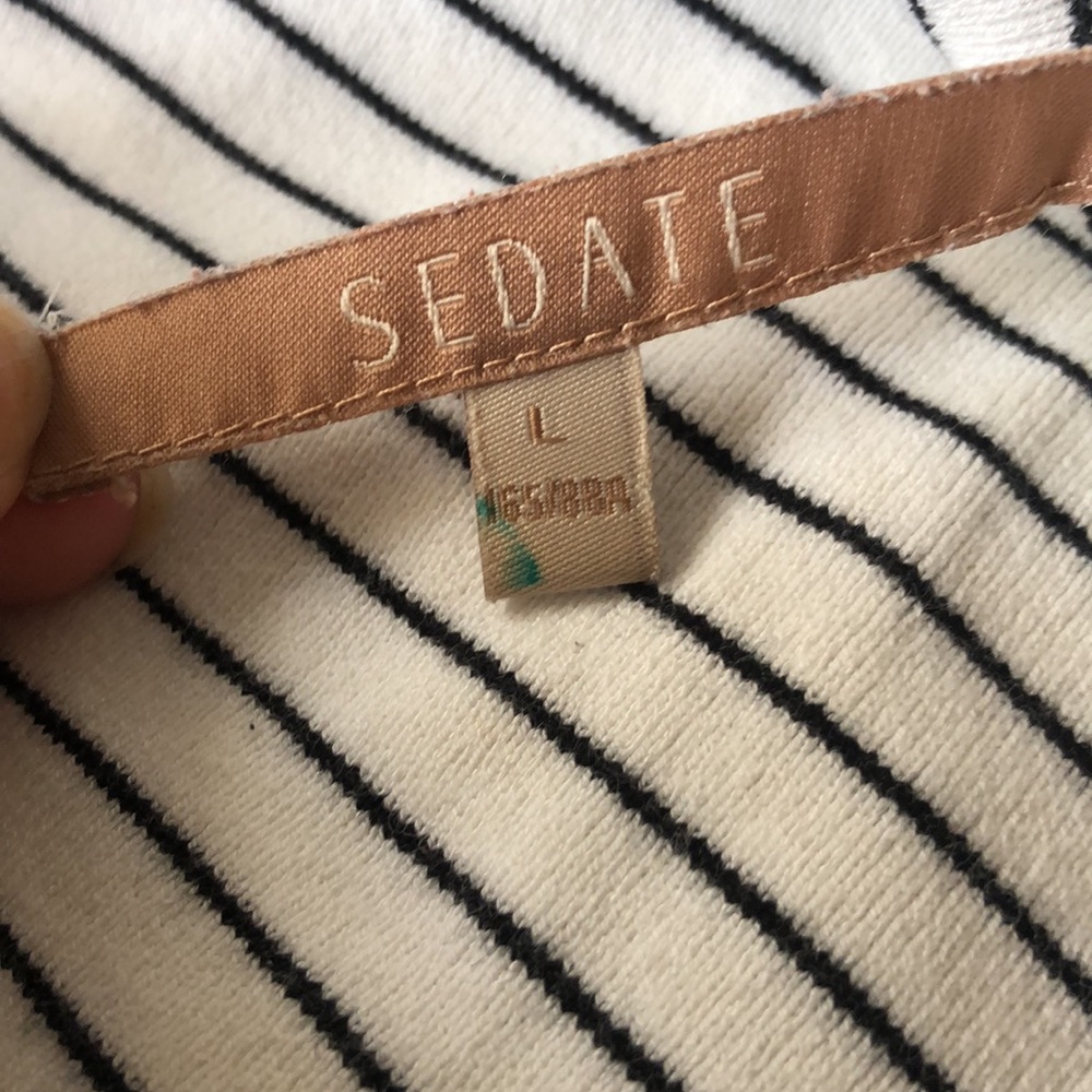 Sweater - Picture 2 of 2